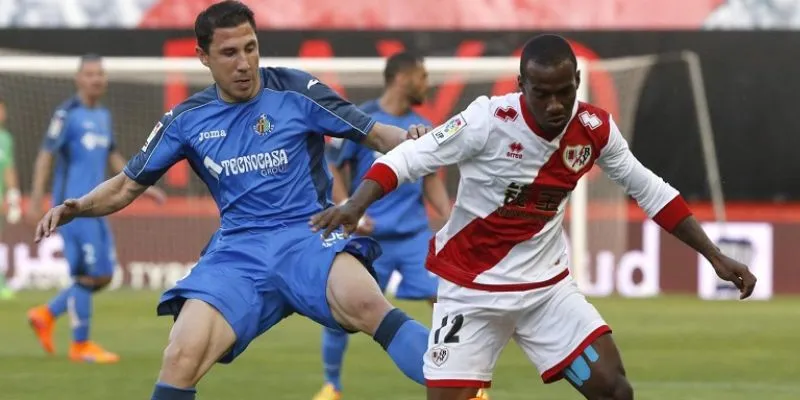 Phân tích về phong độ và tình hình lực lượng của Villarreal vs Osasuna